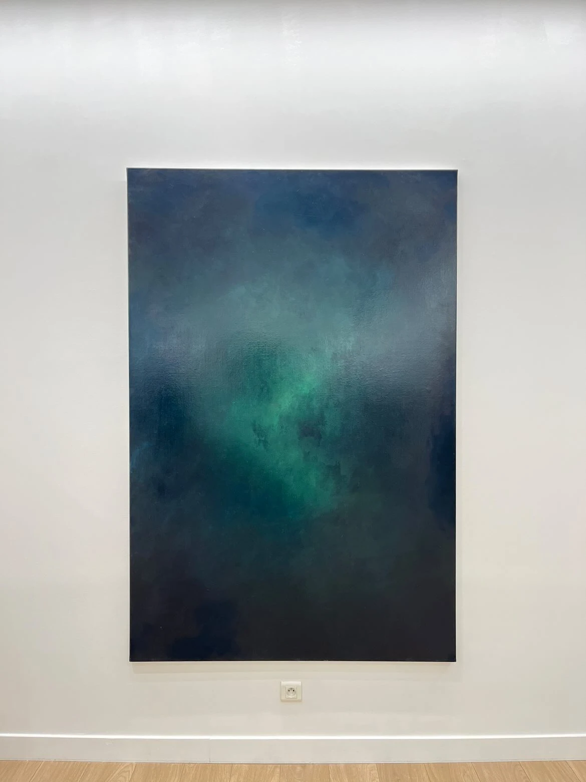 She sings in the Dark I, 2022–2024, oil on canvas, 195 × 130 cm. Installation view.